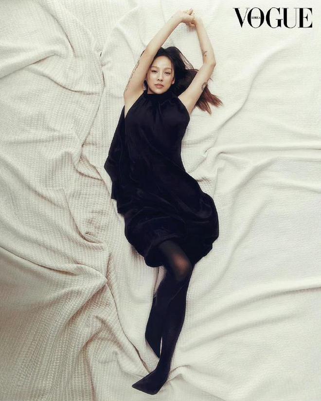 46岁韩国知名女星最新写真公开诠释“身材管理教科书”